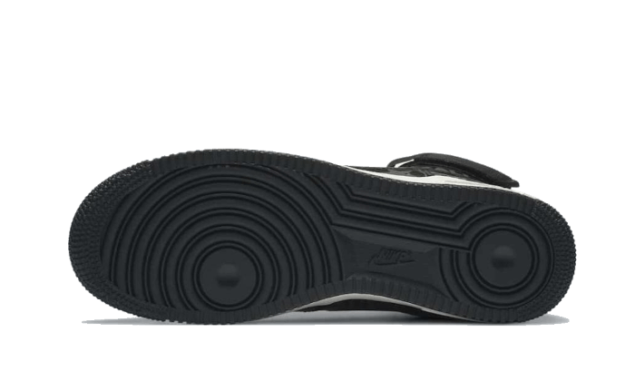 nike-air-force-1-high-toll-free-graal-spotter-3_720x_bacad063-9419-4459-b8b2-afe47fcc05d1
