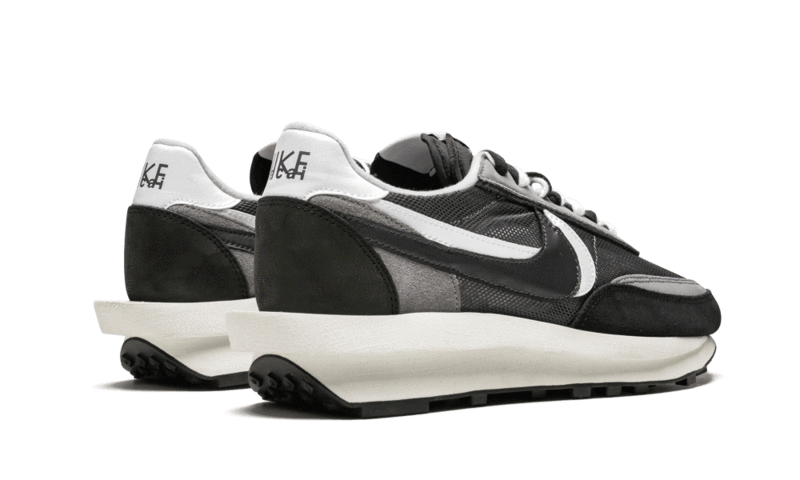 nike-sacai-ld-waffle-black-anthracite-graal-spotter-3_900x_ddbbaa53-c2c3-49c9-94b9-758668c2ade9